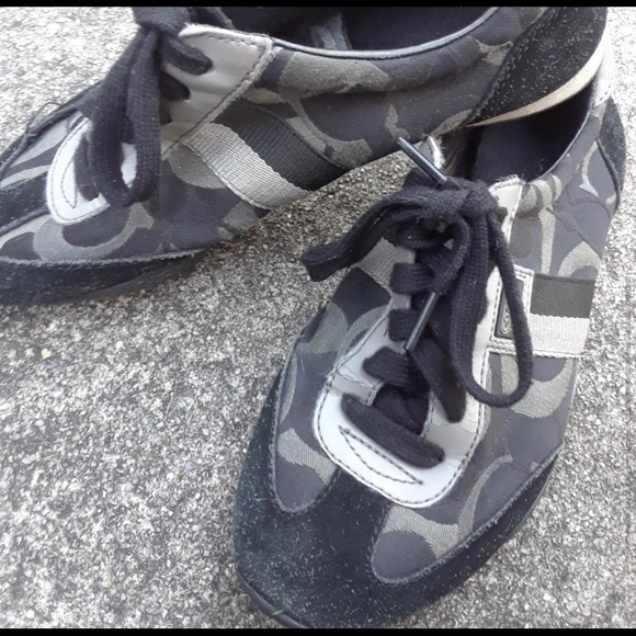 Coach shoes - Picture 2 of 4